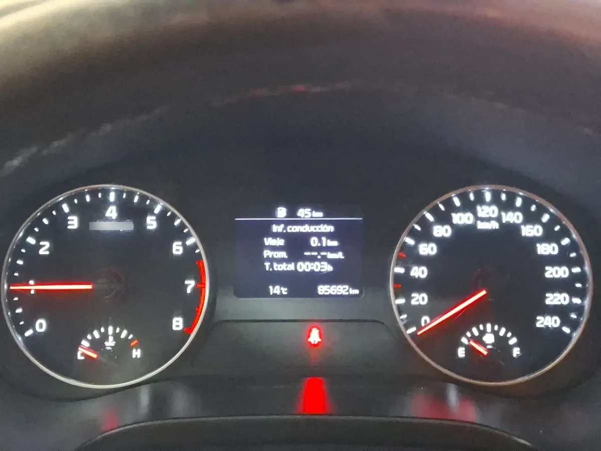 Kia Seltos 1.6 Ex Full 4x2 6mt 5p año 2022