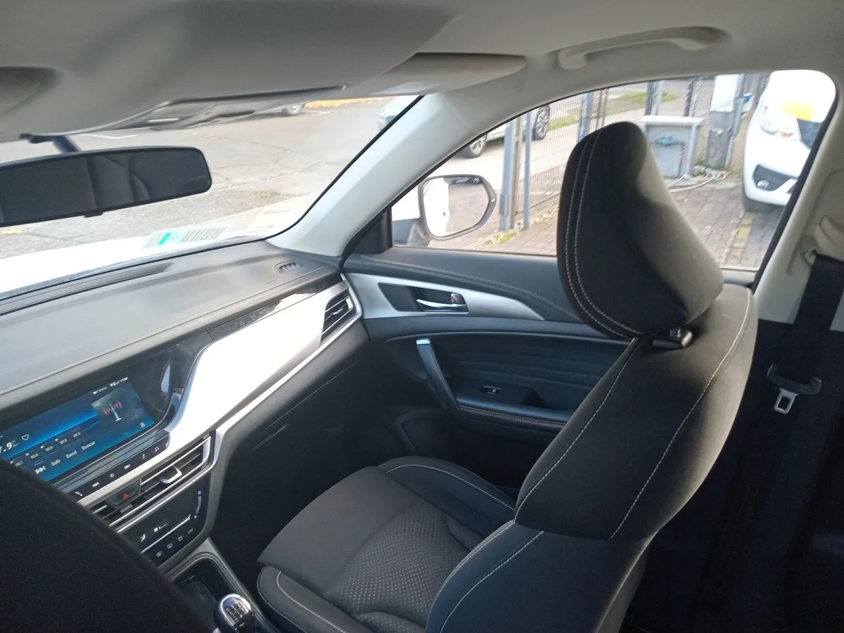 Changan Cs35 Plus 1.6 Comfort 4x2 Mt 5p año 2024