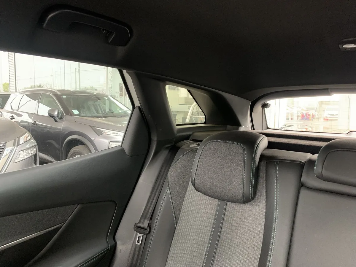 Peugeot 3008 1.6 Allure Pack Thp 165 4x2 Eat6 5p año 2024