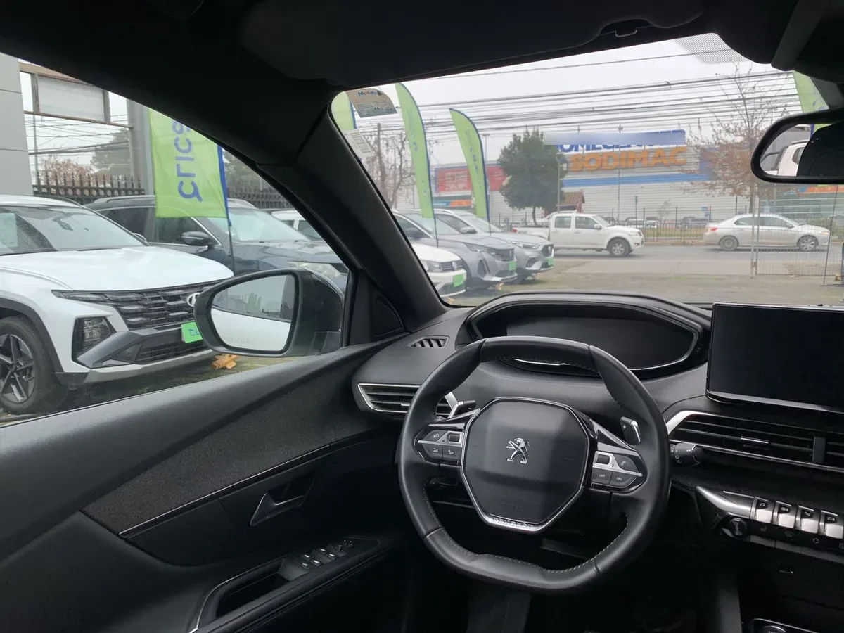Peugeot 3008 1.6 Allure Pack Thp 165 4x2 Eat6 5p año 2024