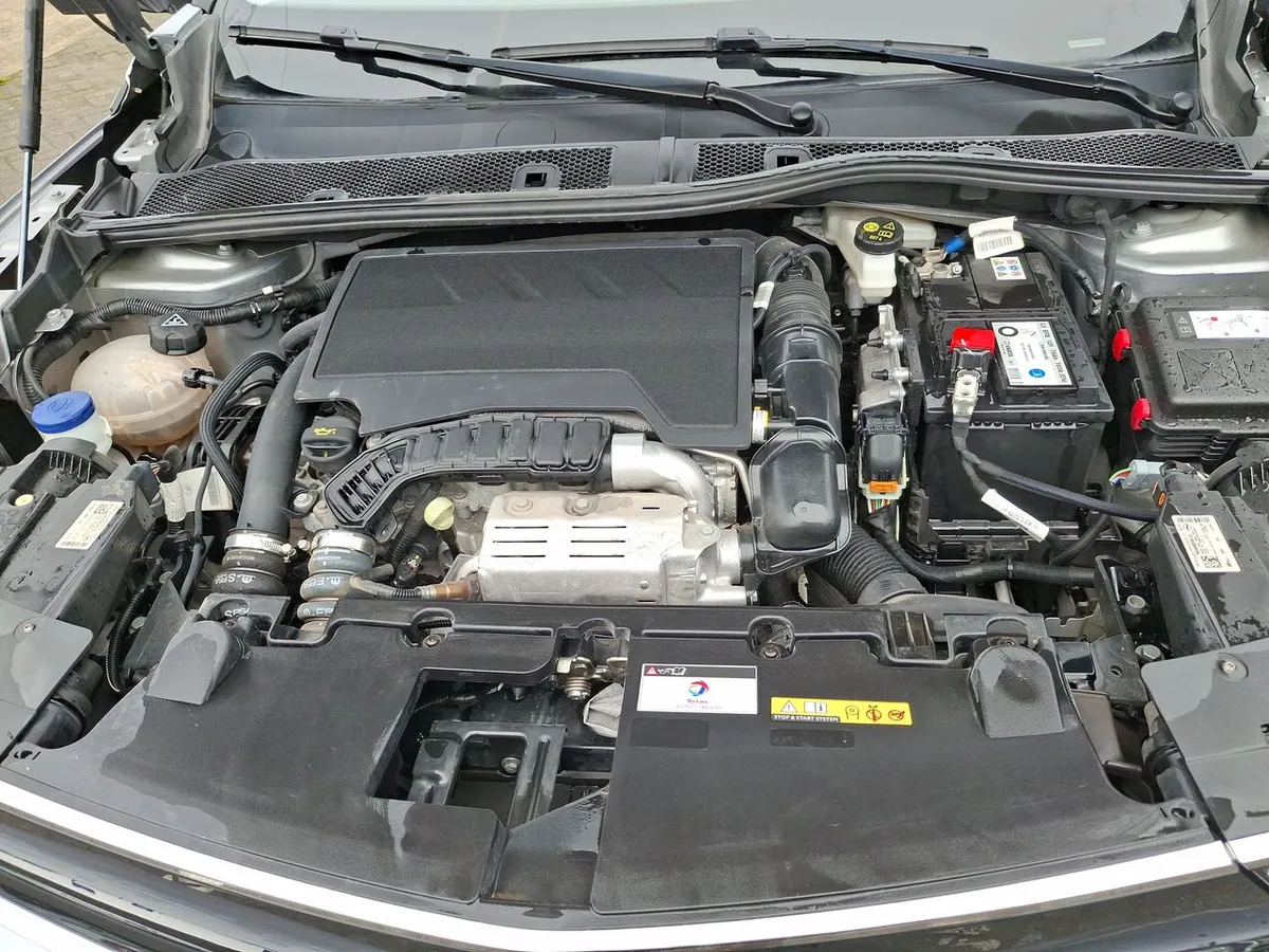 Opel Mokka 1.2t Elegance 4x2 At8 5p año 2024