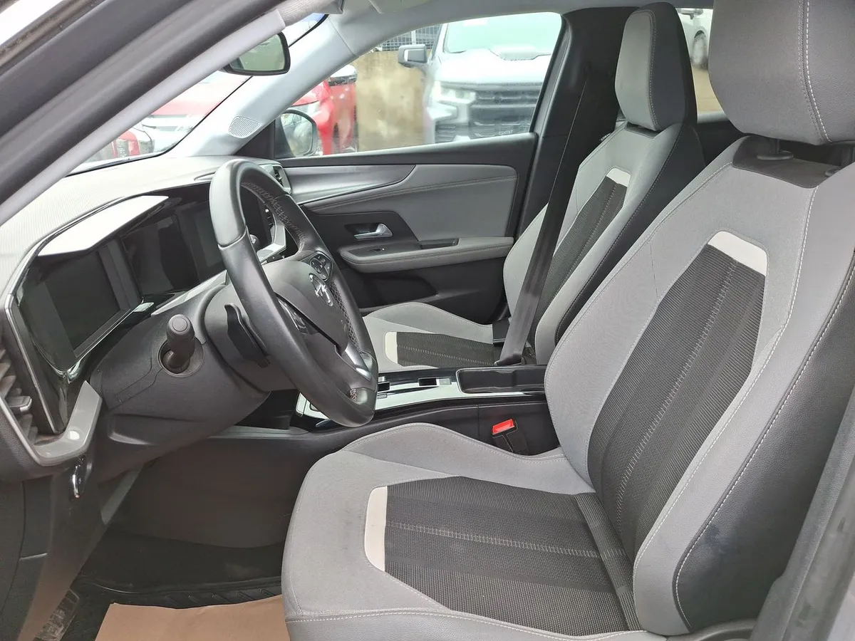 Opel Mokka 1.2t Elegance 4x2 At8 5p año 2024