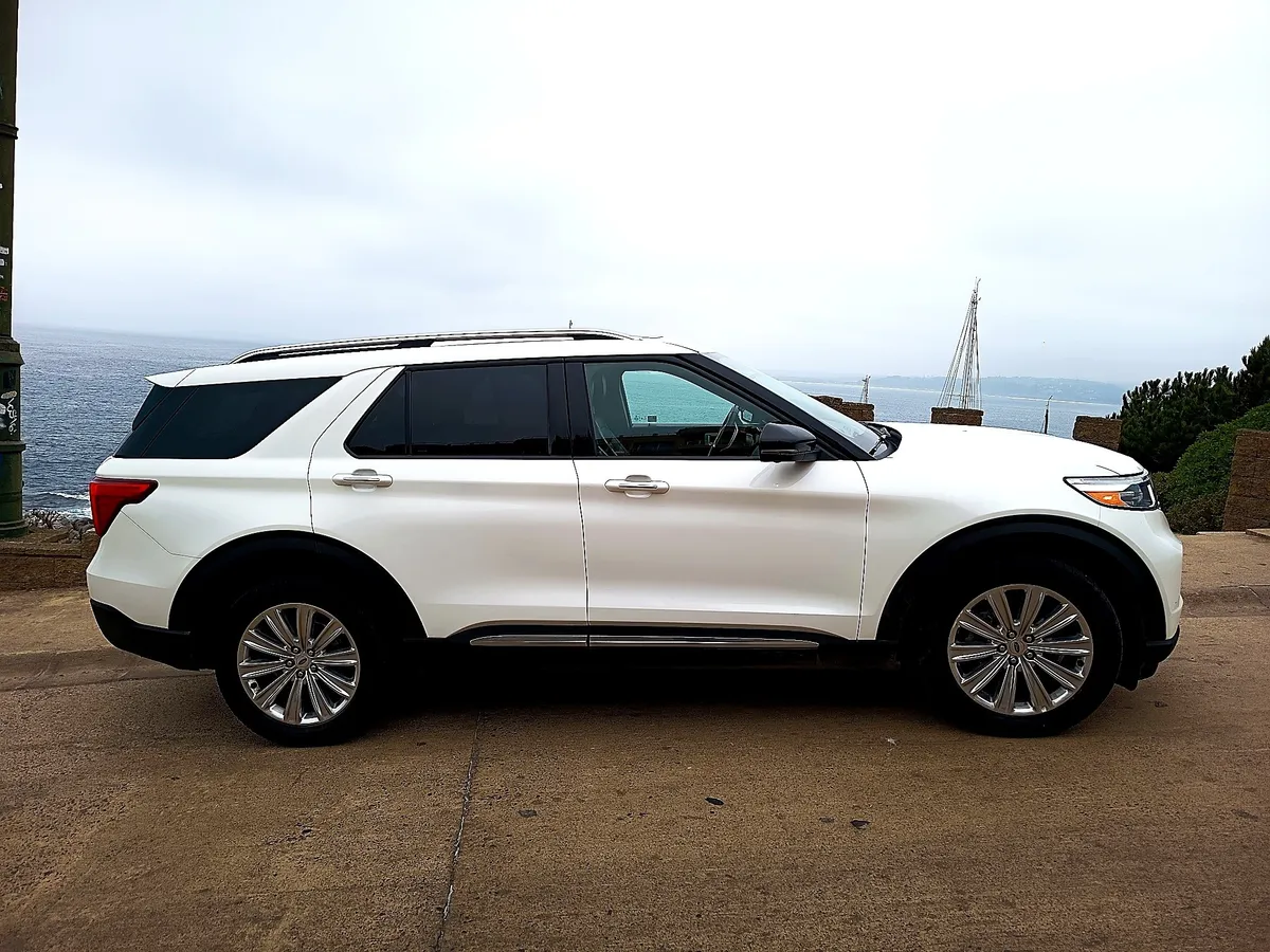 Ford Explorer 2.3 Ltd At año 2022