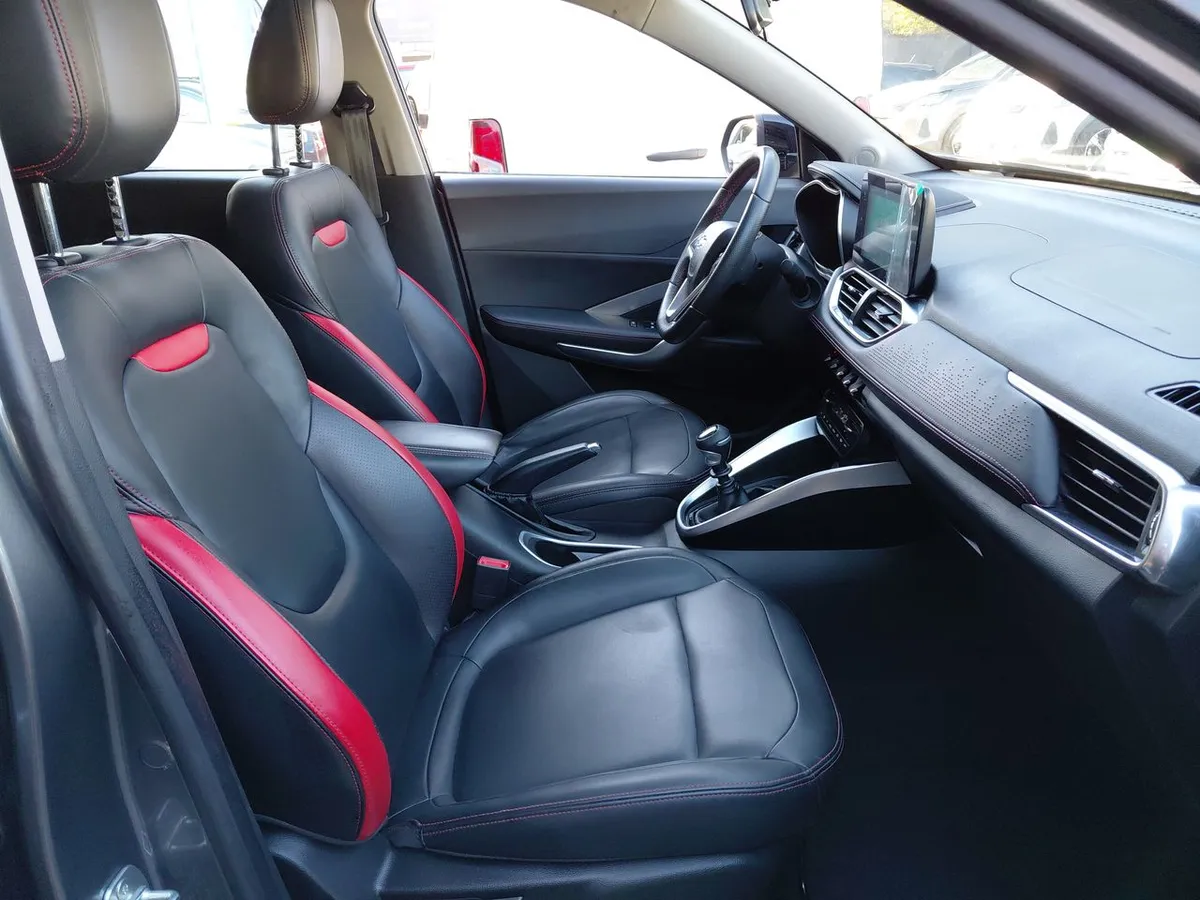 Chevrolet Groove 1.5 Premier P 4x2 Mt 5p año 2024