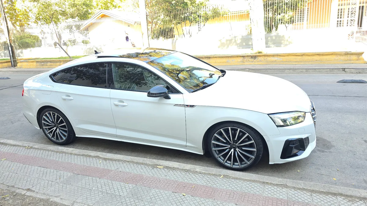 AUDI A5 2.0 Pi Coupe 45 Tfsi Quattro Sport At 4x4 año 2022