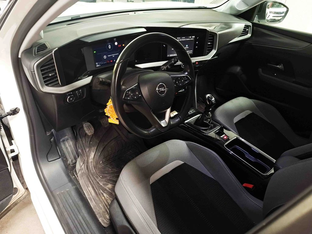 Opel Mokka Elegance año 2024