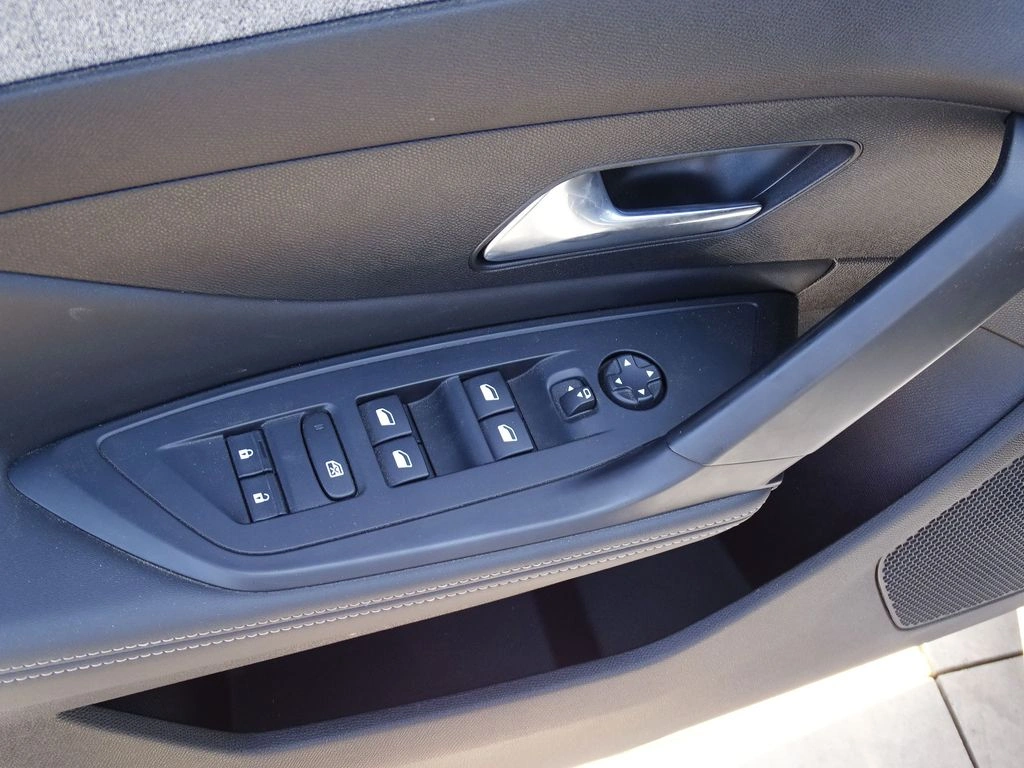 Peugeot 308 Allure Pack año 2022
