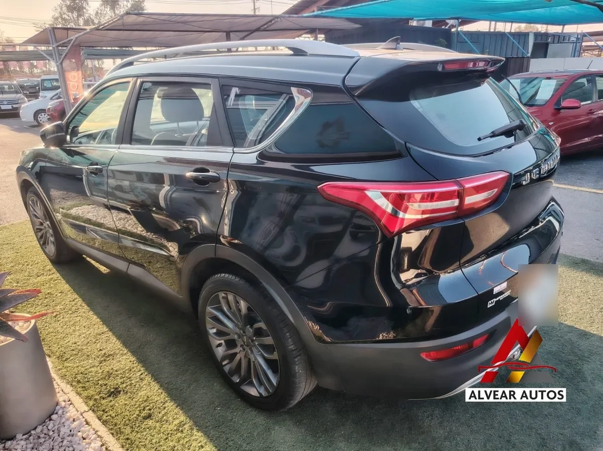 JETOUR X70 1.5 Gls Mt año 2023