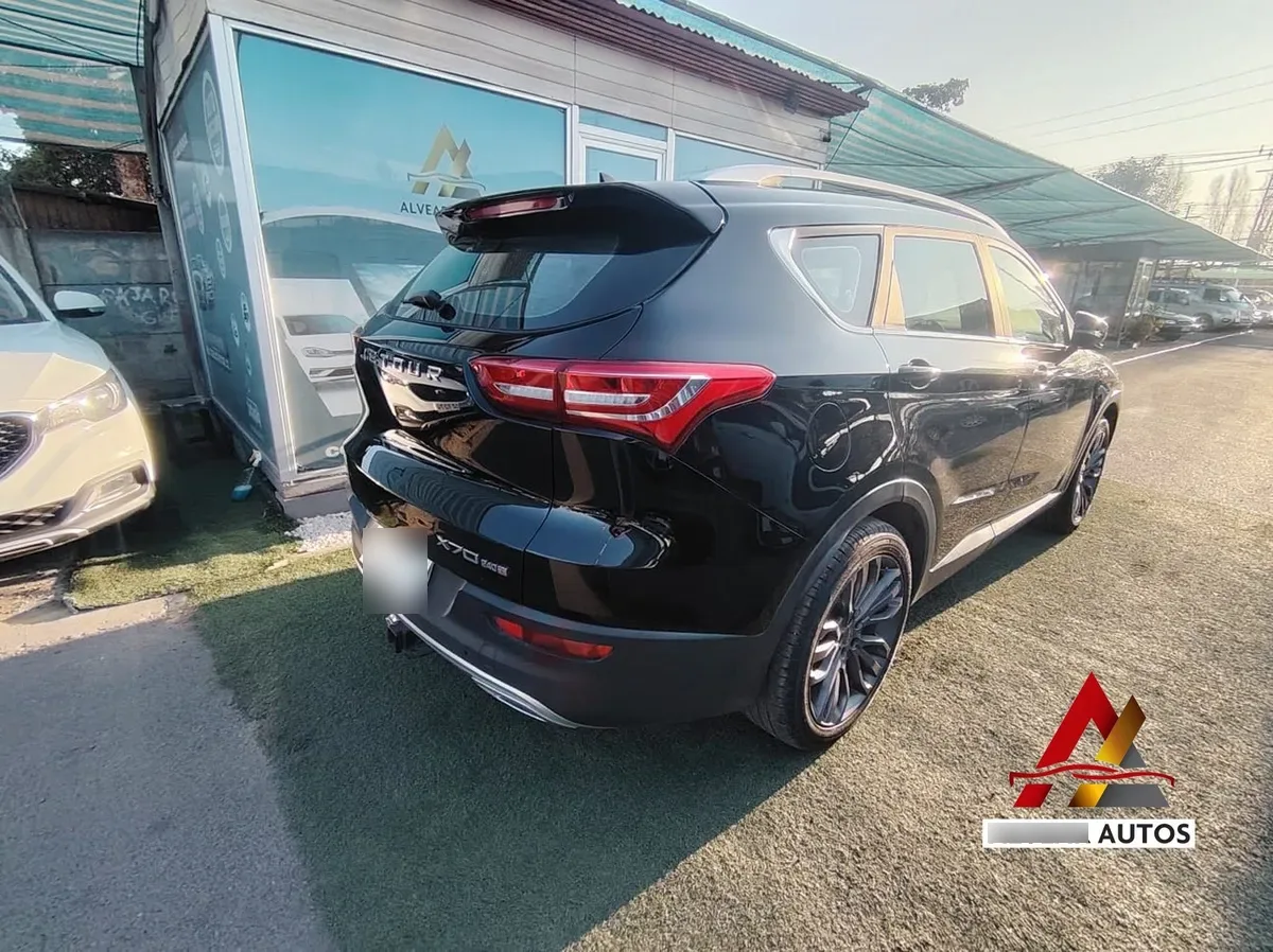 JETOUR X70 1.5 Gls Mt año 2023