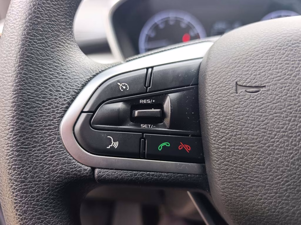 Geely Coolray Lite año 2026