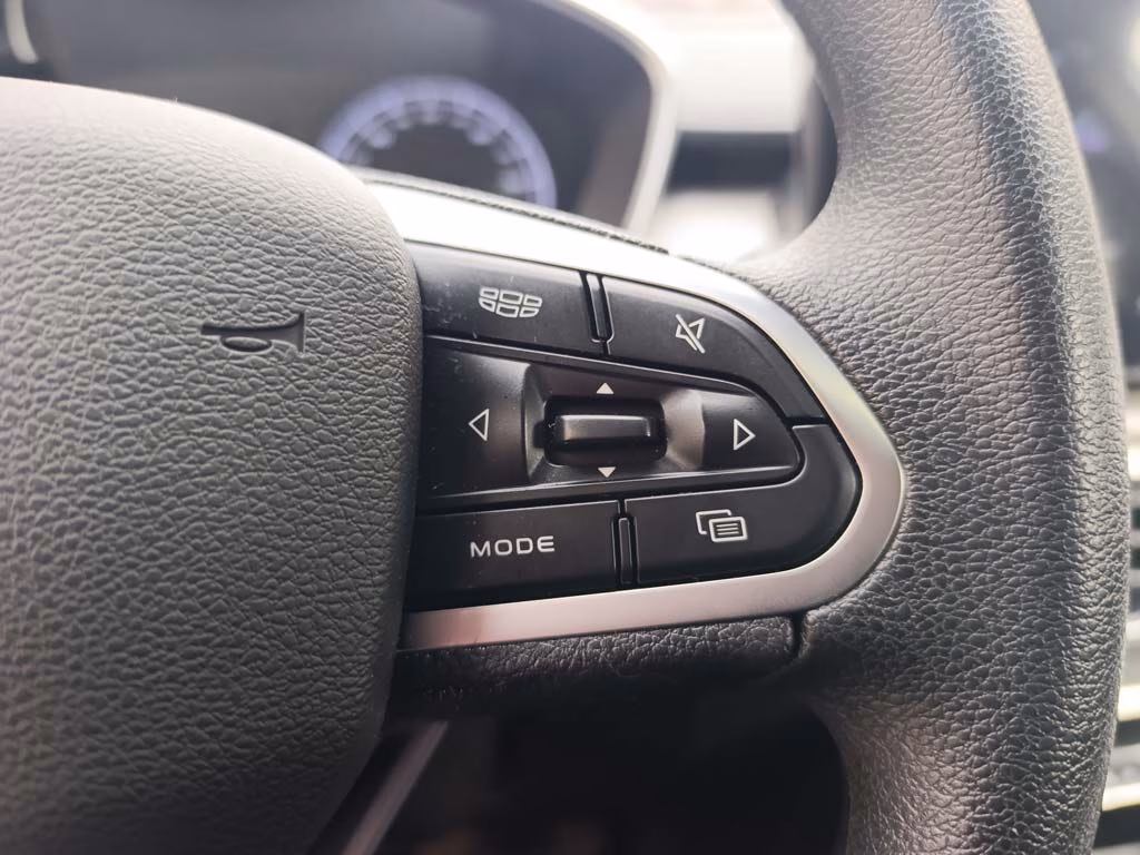 Geely Coolray Lite año 2026