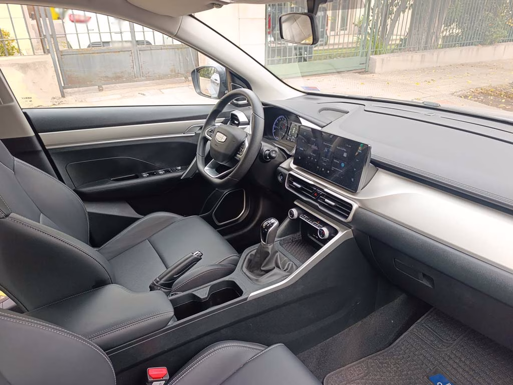 Geely Coolray Lite año 2026