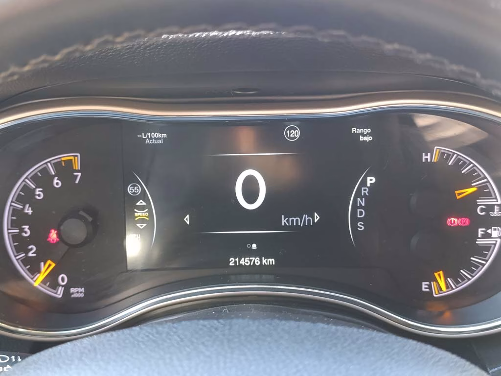Jeep Grand Cherokee Laredo año 2014