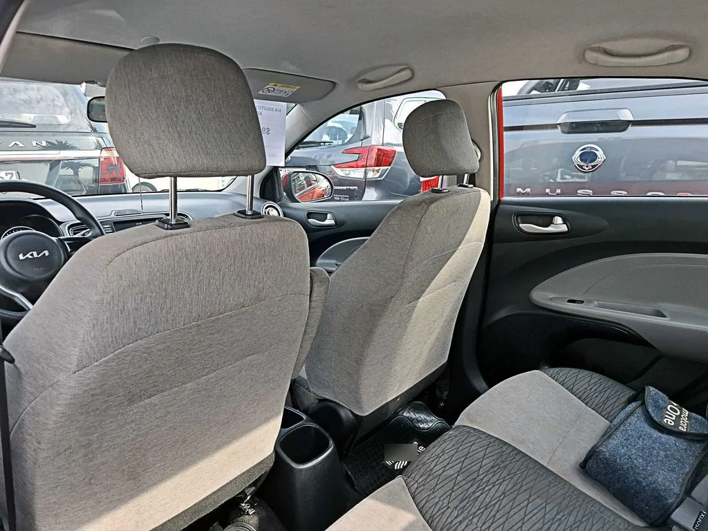 Kia Soluto 1.4 Ex Full Mt año 2023