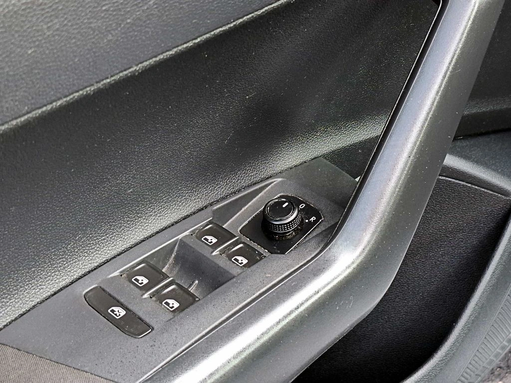 Volkswagen Nivus 1.0 Tsi Highline At año 2023