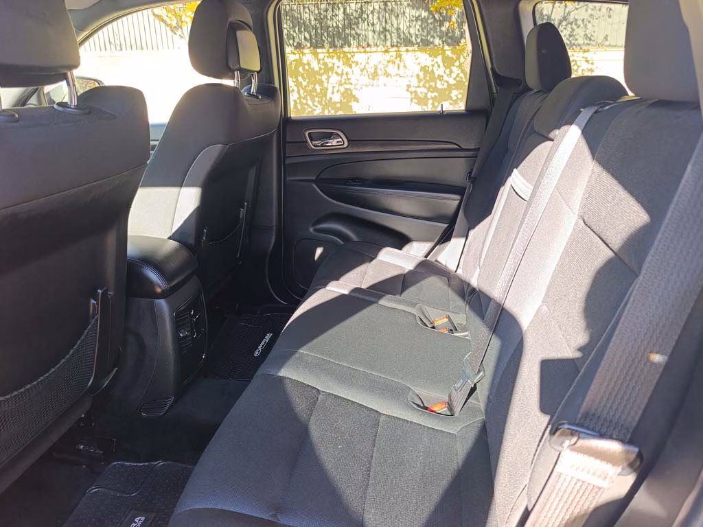 Jeep Grand Cherokee Laredo año 2014