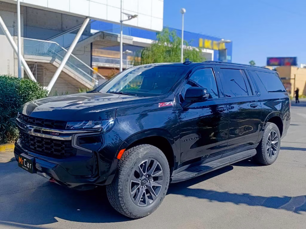 Chevrolet Suburban 4wd Z71 año 2021