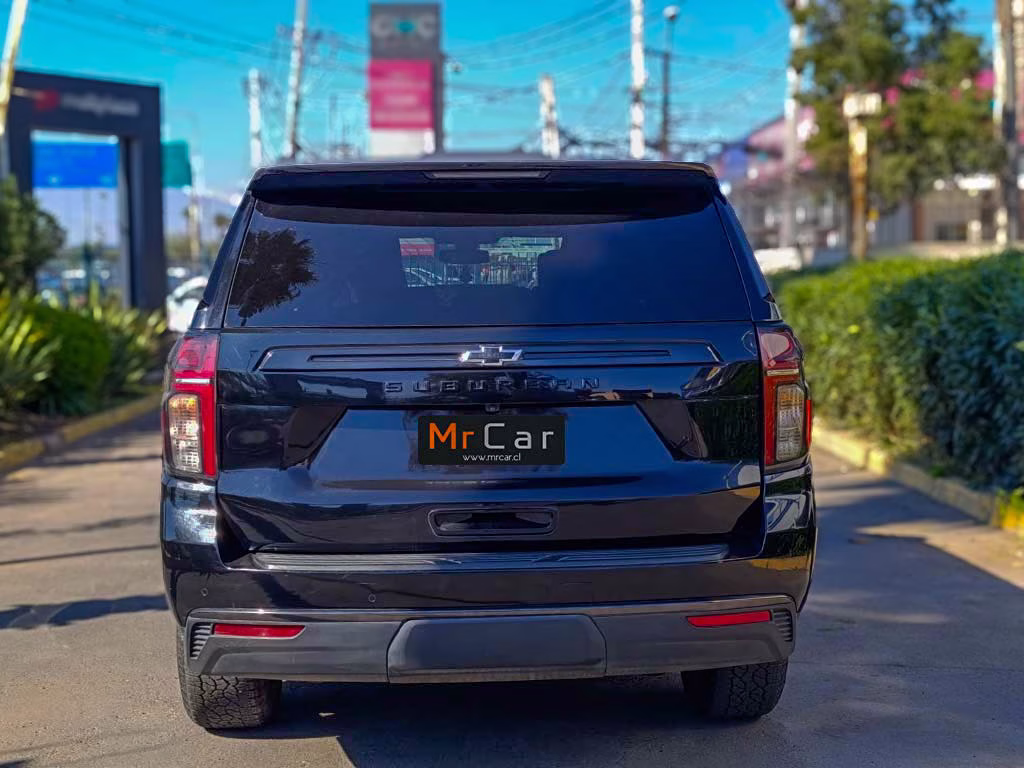 Chevrolet Suburban 4wd Z71 año 2021