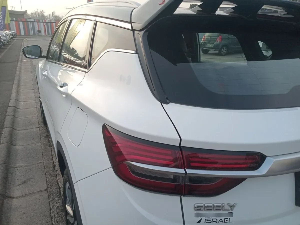 Geely Coolray 1.5 Sport 4x2 At 5p año 2022