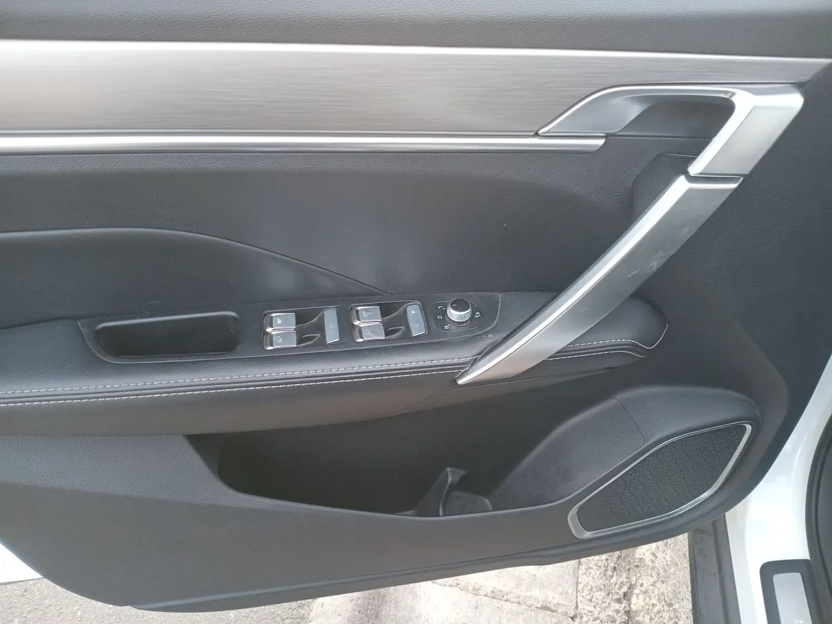 Geely Coolray 1.5 Sport 4x2 At 5p año 2022