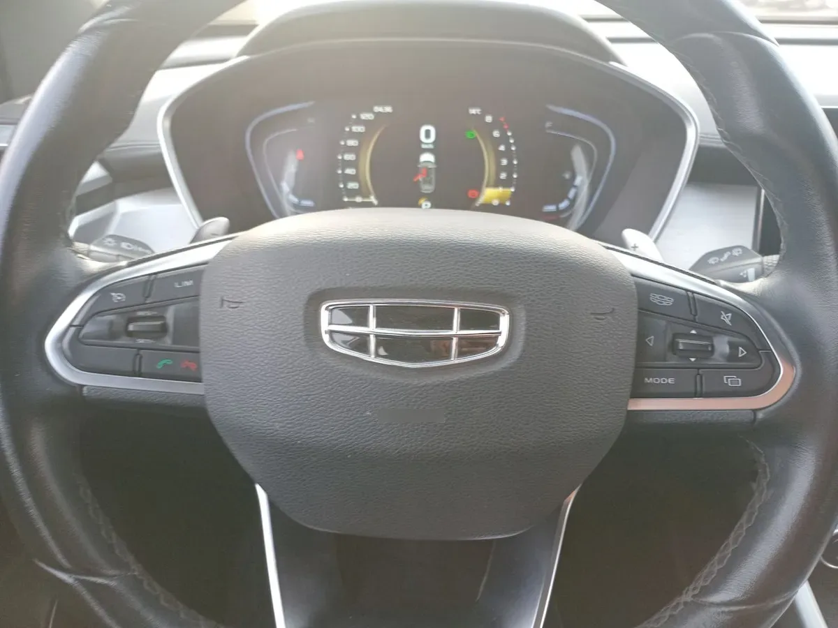 Geely Coolray 1.5 Sport 4x2 At 5p año 2022
