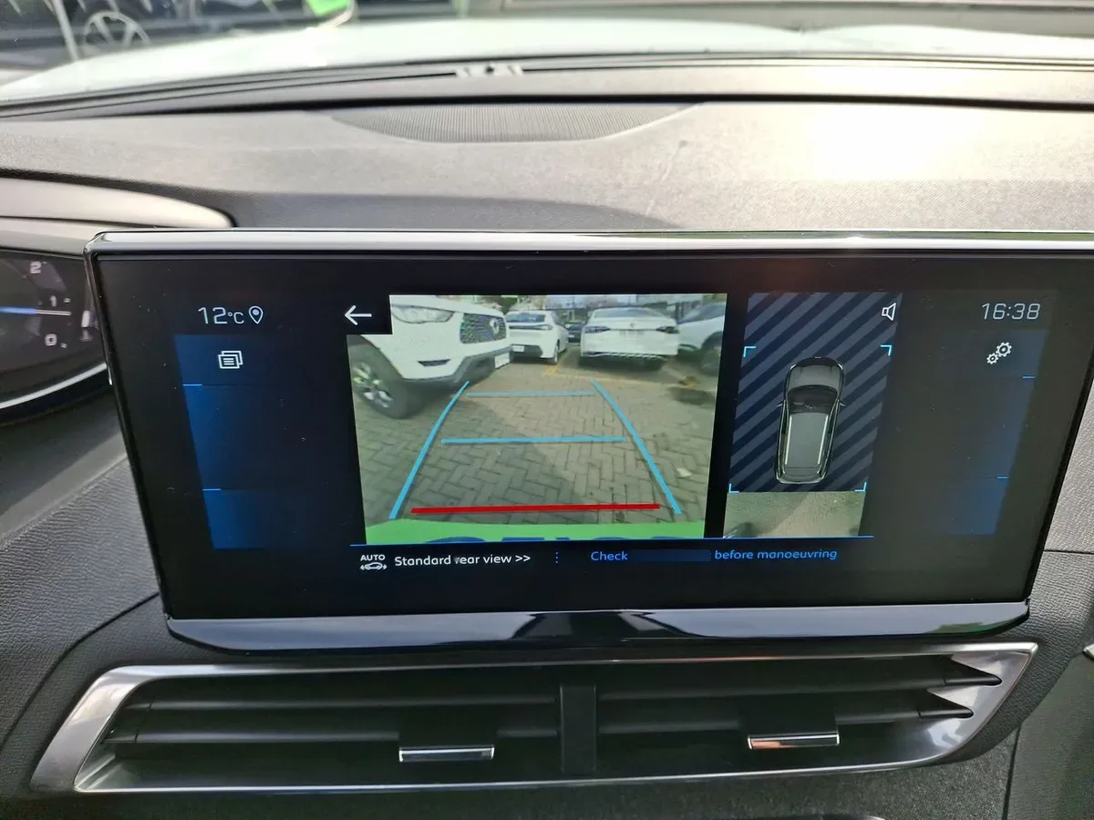 Peugeot 3008 1.6 Allure Pack Thp 165 4x2 Eat6 5p año 2024