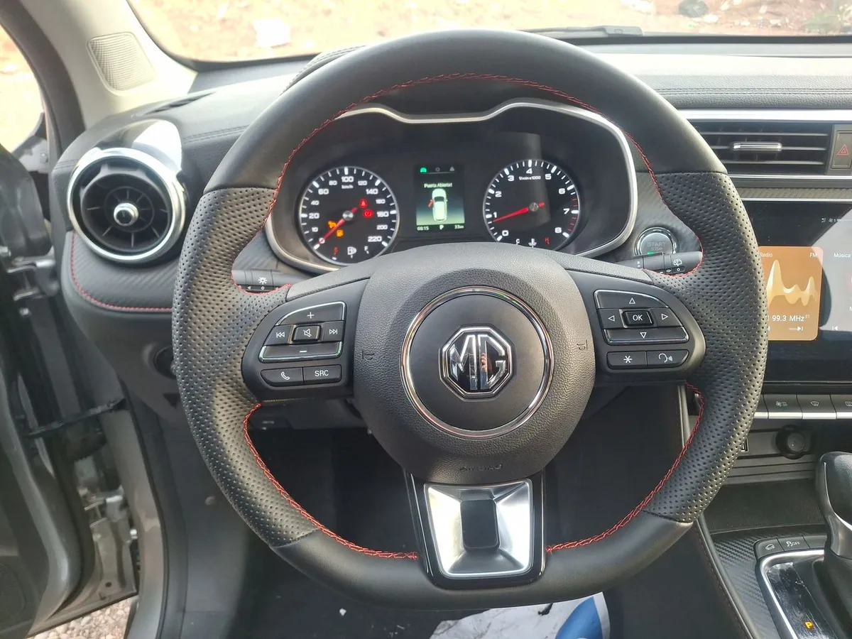 MG Mg Zx 1.5 Dlx 2wd Cvt At 5p año 2026
