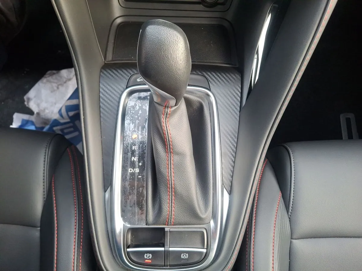 MG Mg Zx 1.5 Dlx 2wd Cvt At 5p año 2026