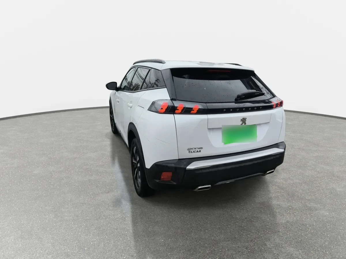 Peugeot 2008 1.2 Active Puretech 4x2 130 Eat8 5p año 2021