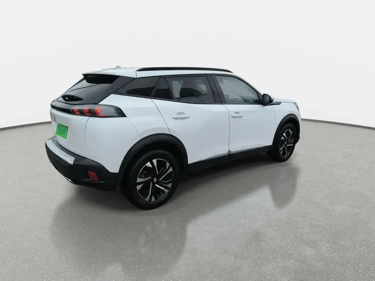 Peugeot 2008 1.2 Active Puretech 4x2 130 Eat8 5p año 2021