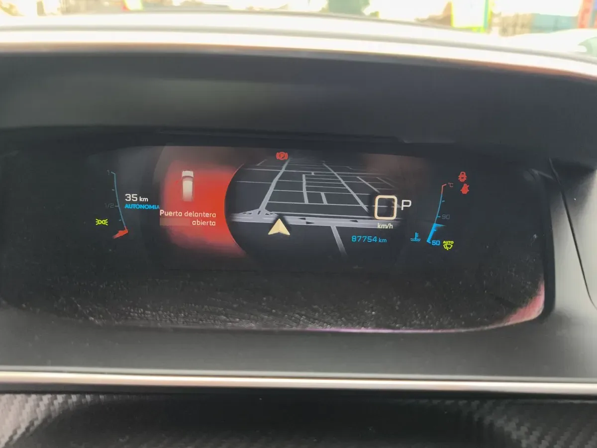 Peugeot 2008 1.2 Active Puretech 4x2 130 Eat8 5p año 2021
