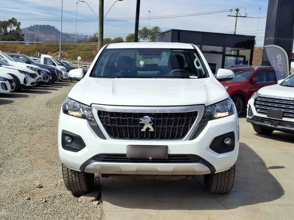 Peugeot Landtrek Active 4x4 año 2025