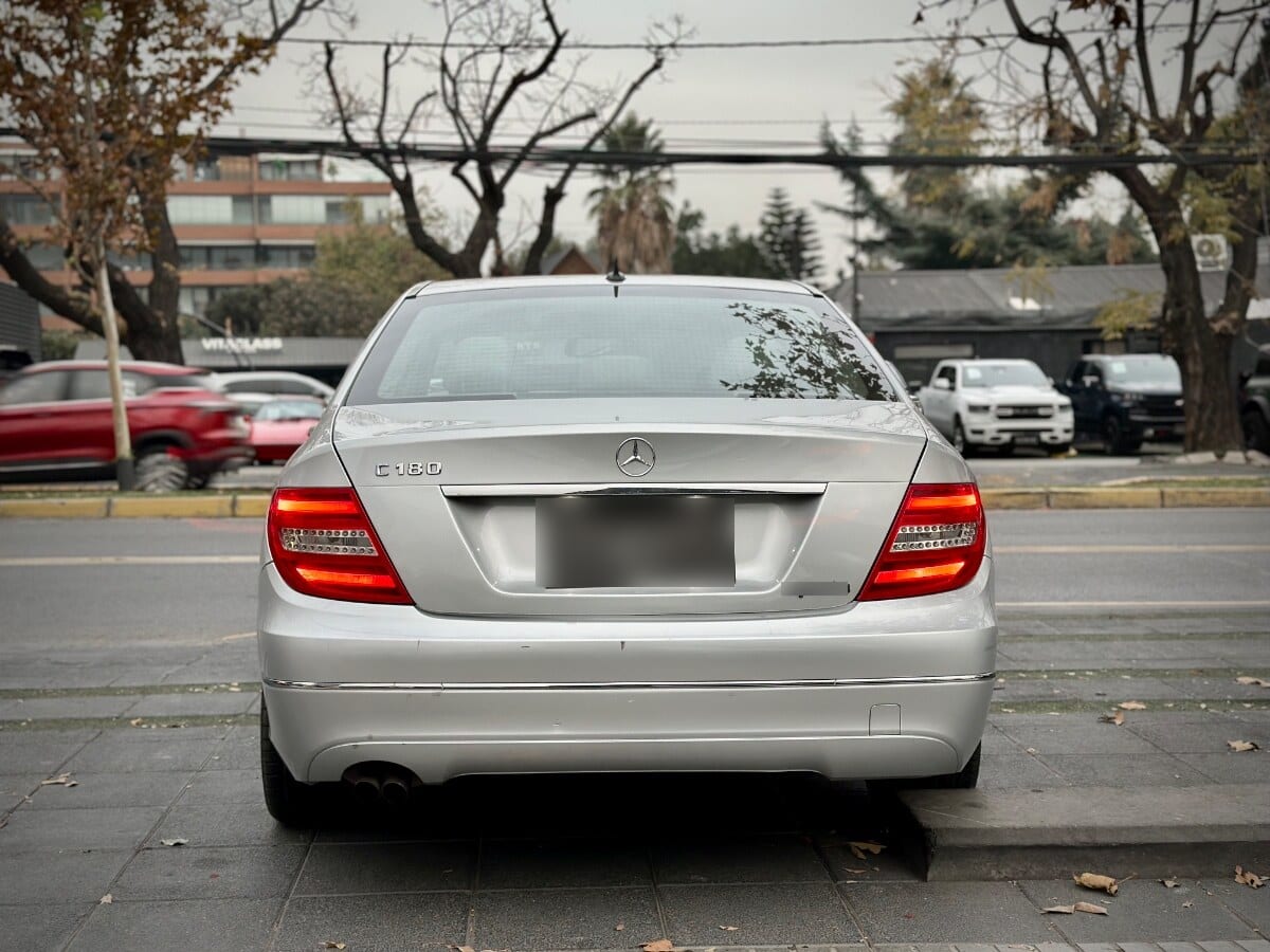 Mercedes-benz C180 Avantgard Blue Efficinecy año 2013
