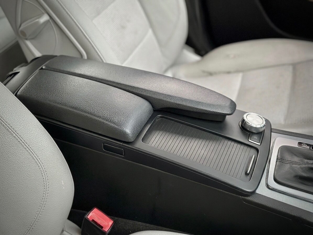 Mercedes-benz C180 Avantgard Blue Efficinecy año 2013