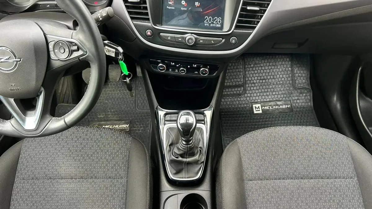 Opel Crossland 1.2 Mt año 2023