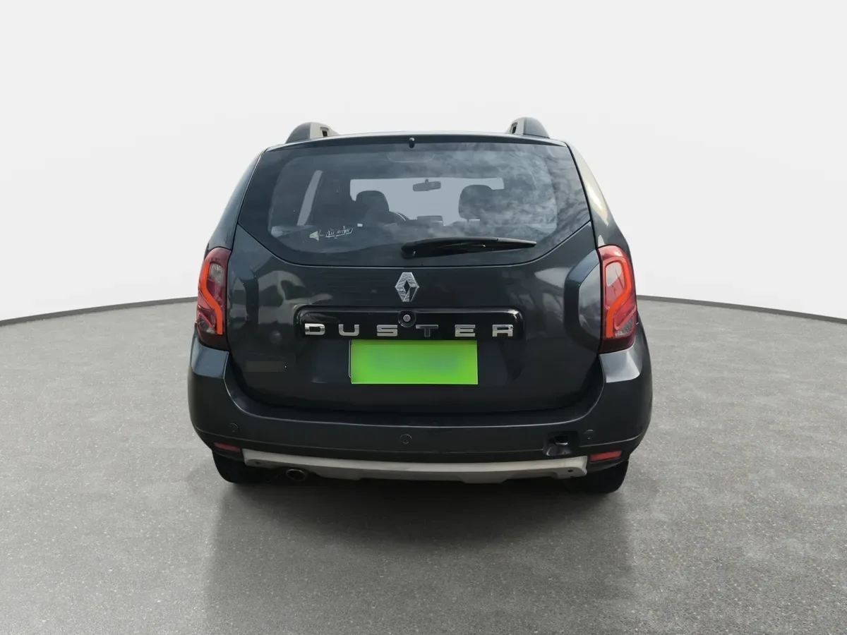 Renault Duster 1.6l Zen 4x2 Kit Outdoor 5mt 5p año 2018