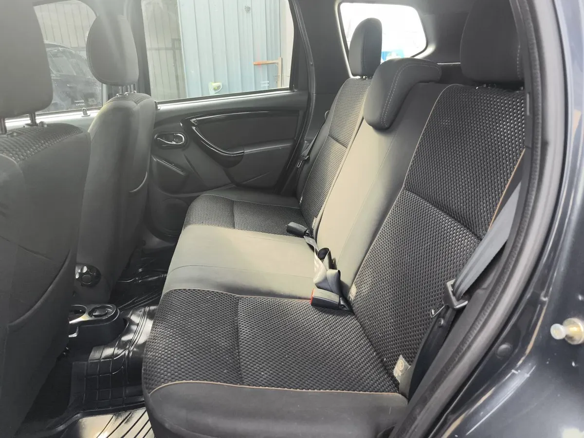 Renault Duster 1.6l Zen 4x2 Kit Outdoor 5mt 5p año 2018