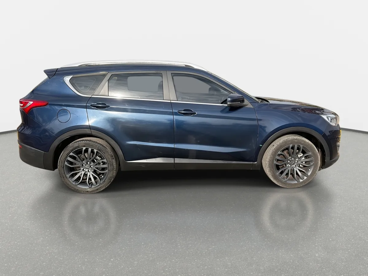 Jetour X70 1.5t Gl 4x2 Mt 5p año 2024