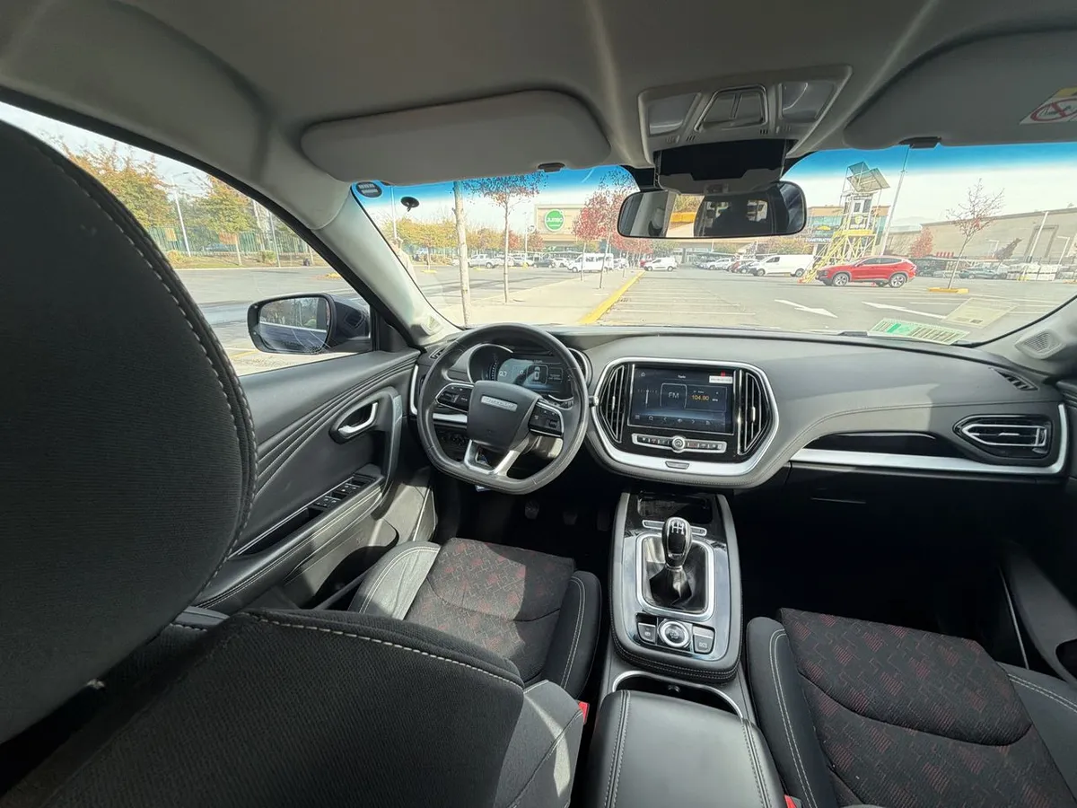 Jetour X70 1.5t Gl 4x2 Mt 5p año 2024