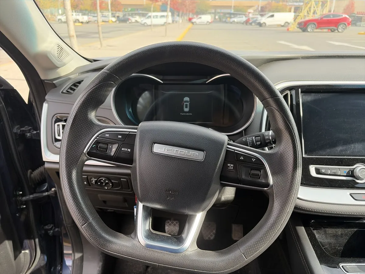 Jetour X70 1.5t Gl 4x2 Mt 5p año 2024