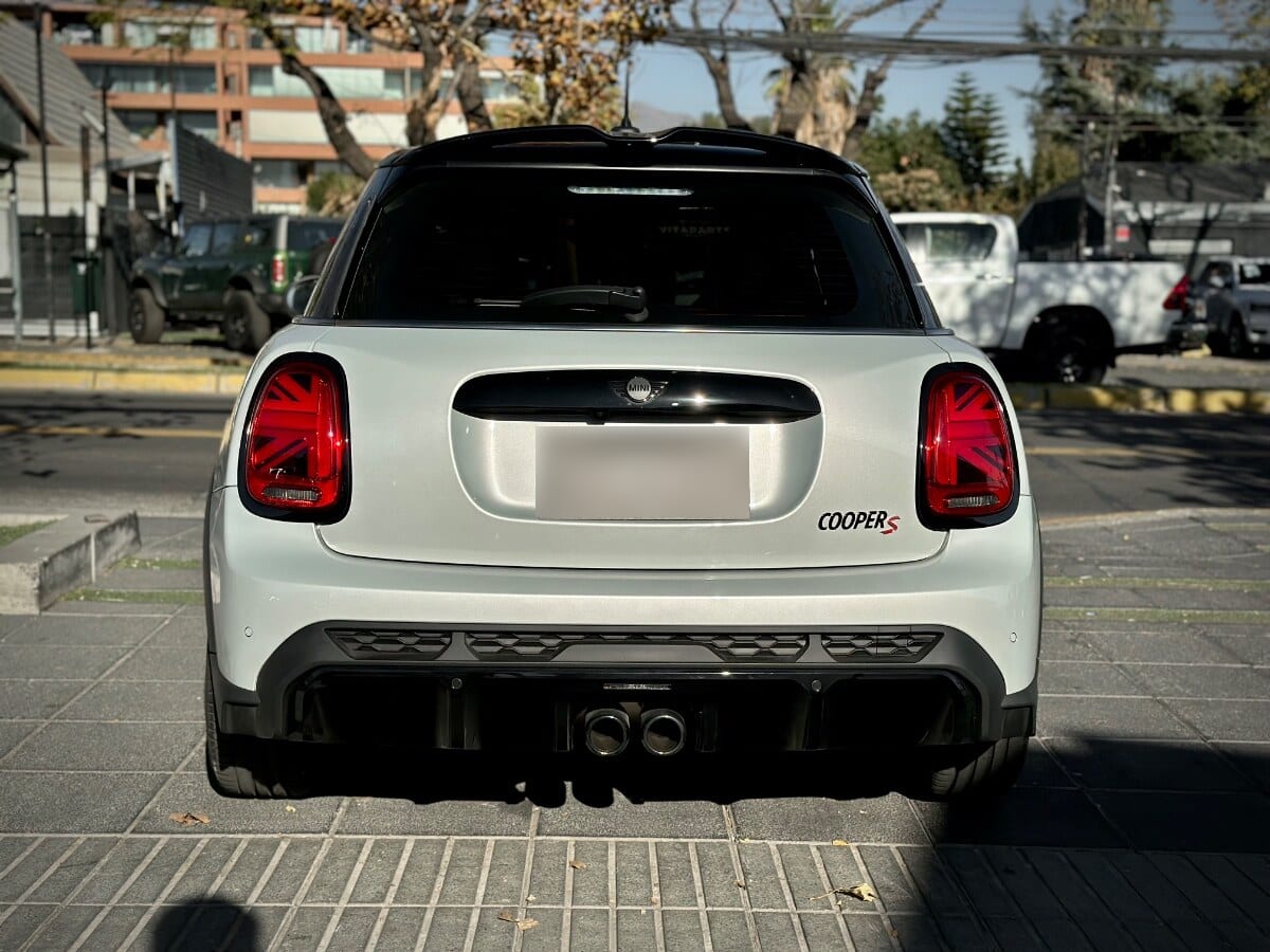 Mini Cooper S Look Jcw año 2023