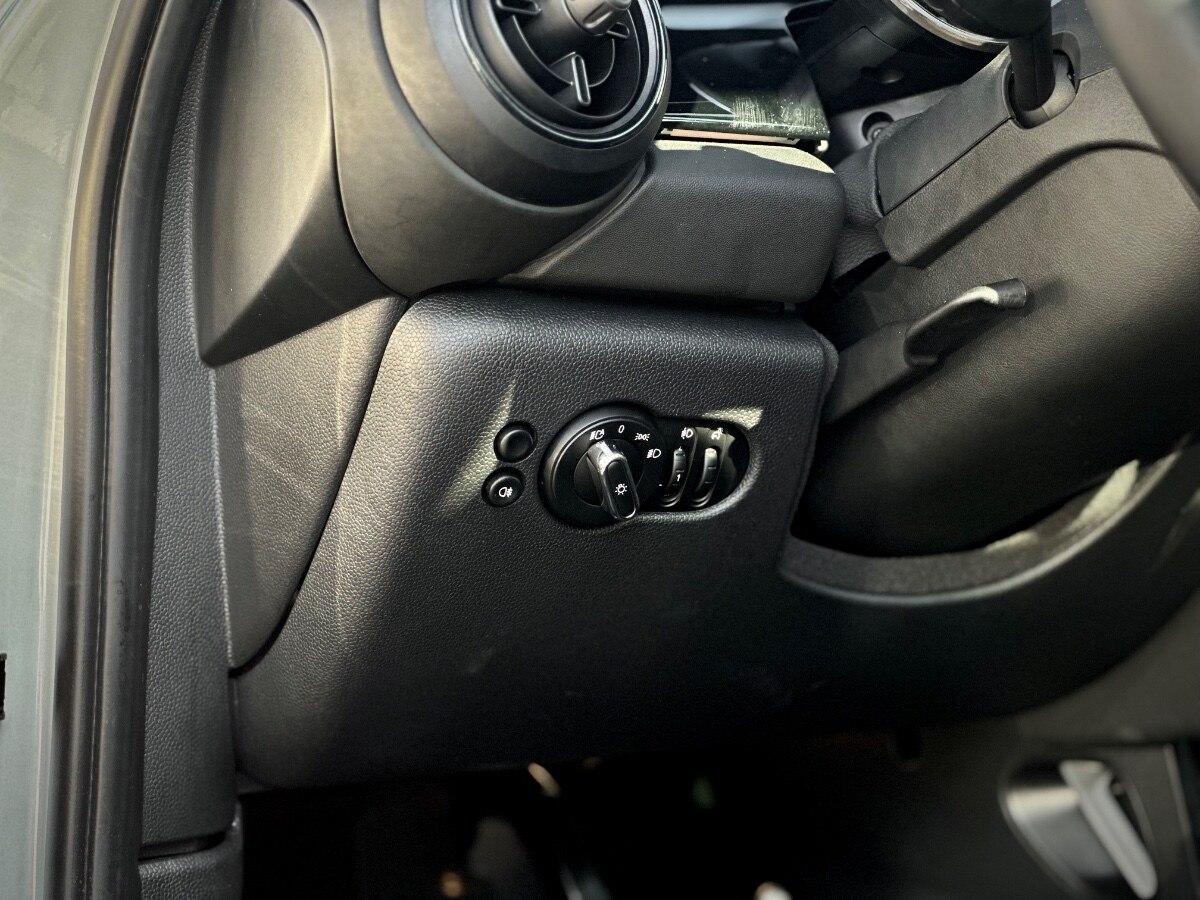 Mini Cooper S Look Jcw año 2023