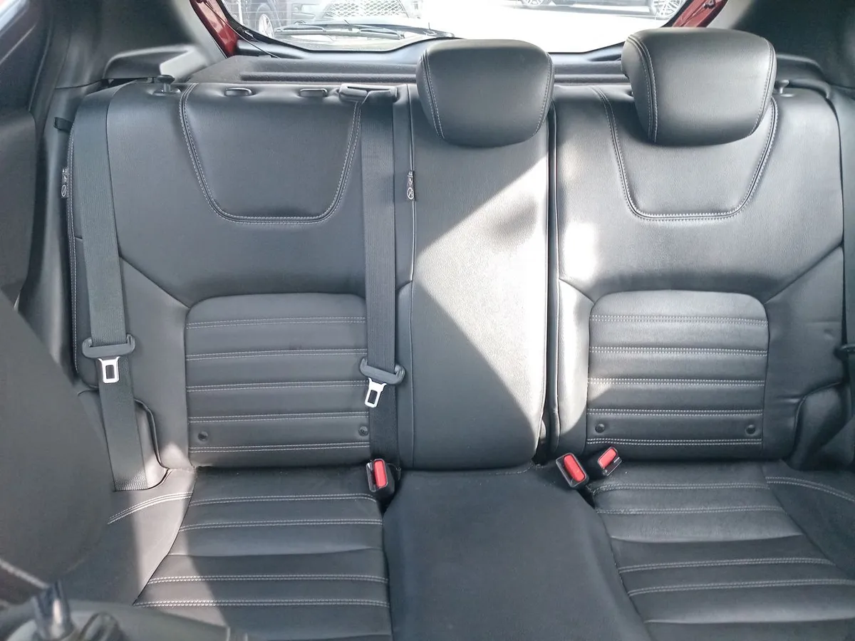 Nissan Kicks 1.6 Exclusive Rock Edition 4x2 Cvt At 5p año 2022