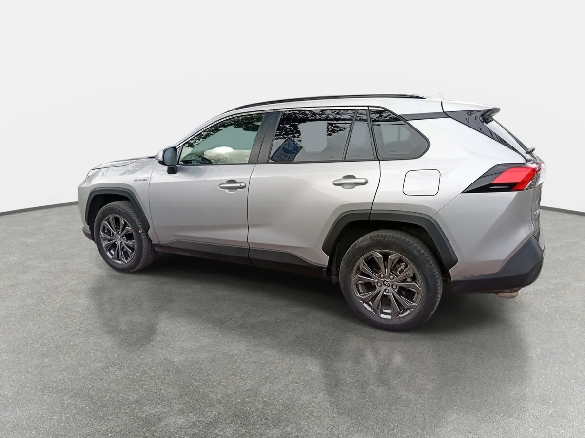 Toyota Rav 4 2.5 Xle Hybrid Hv 4x2 Cvt At 5p año 2023