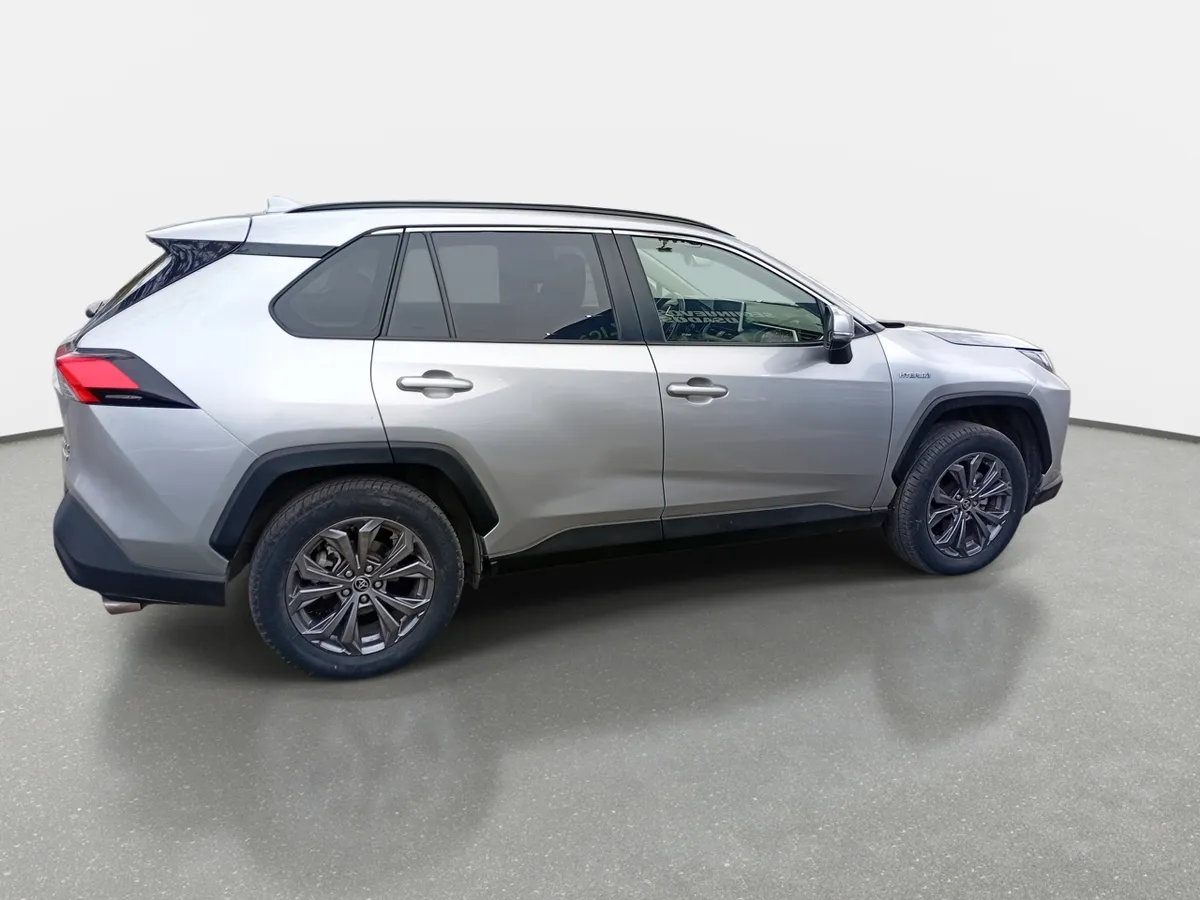 Toyota Rav 4 2.5 Xle Hybrid Hv 4x2 Cvt At 5p año 2023