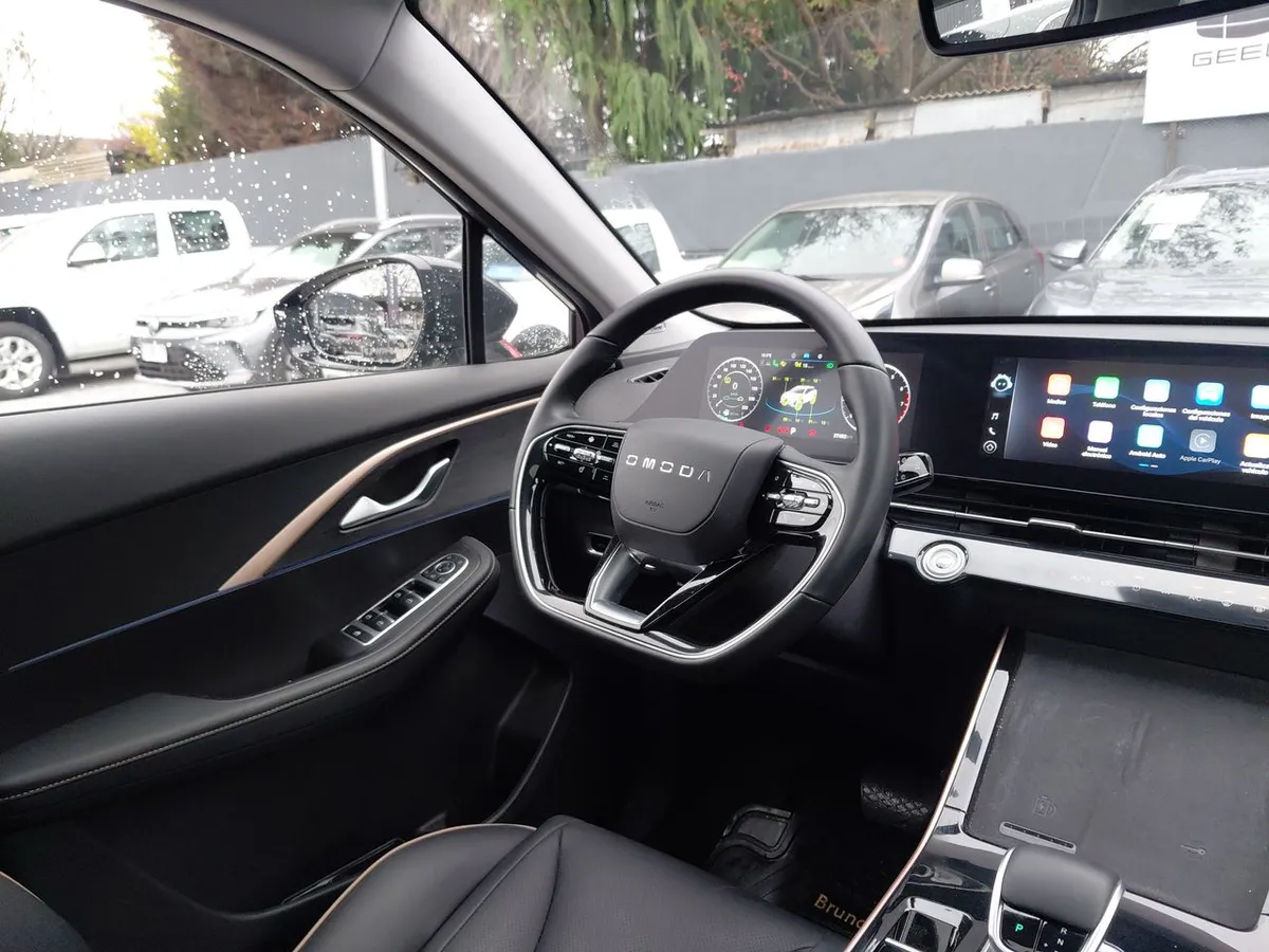 Omoda C5 1.6t Prestige 4x2 Dct At 5p año 2024