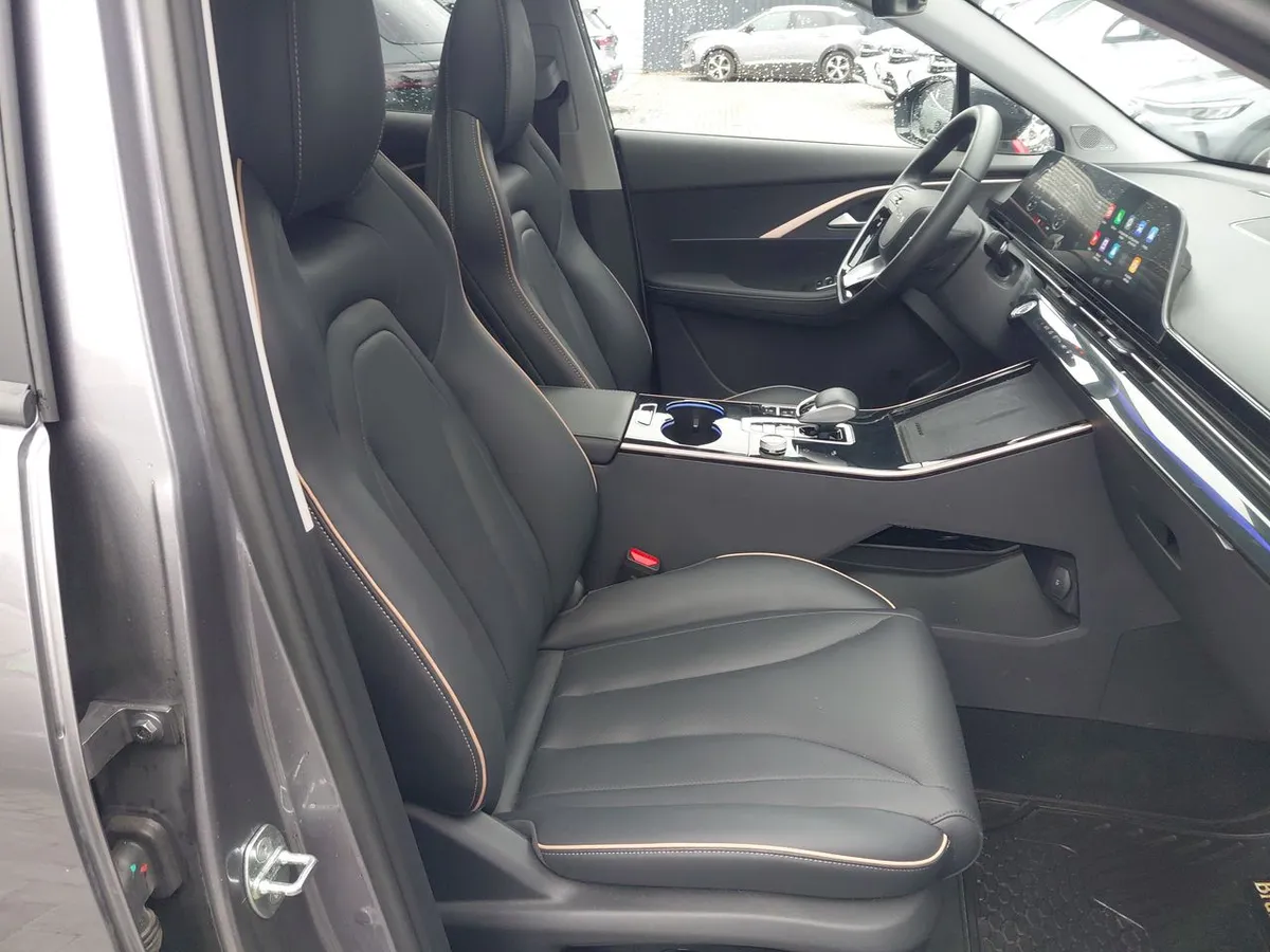 Omoda C5 1.6t Prestige 4x2 Dct At 5p año 2024