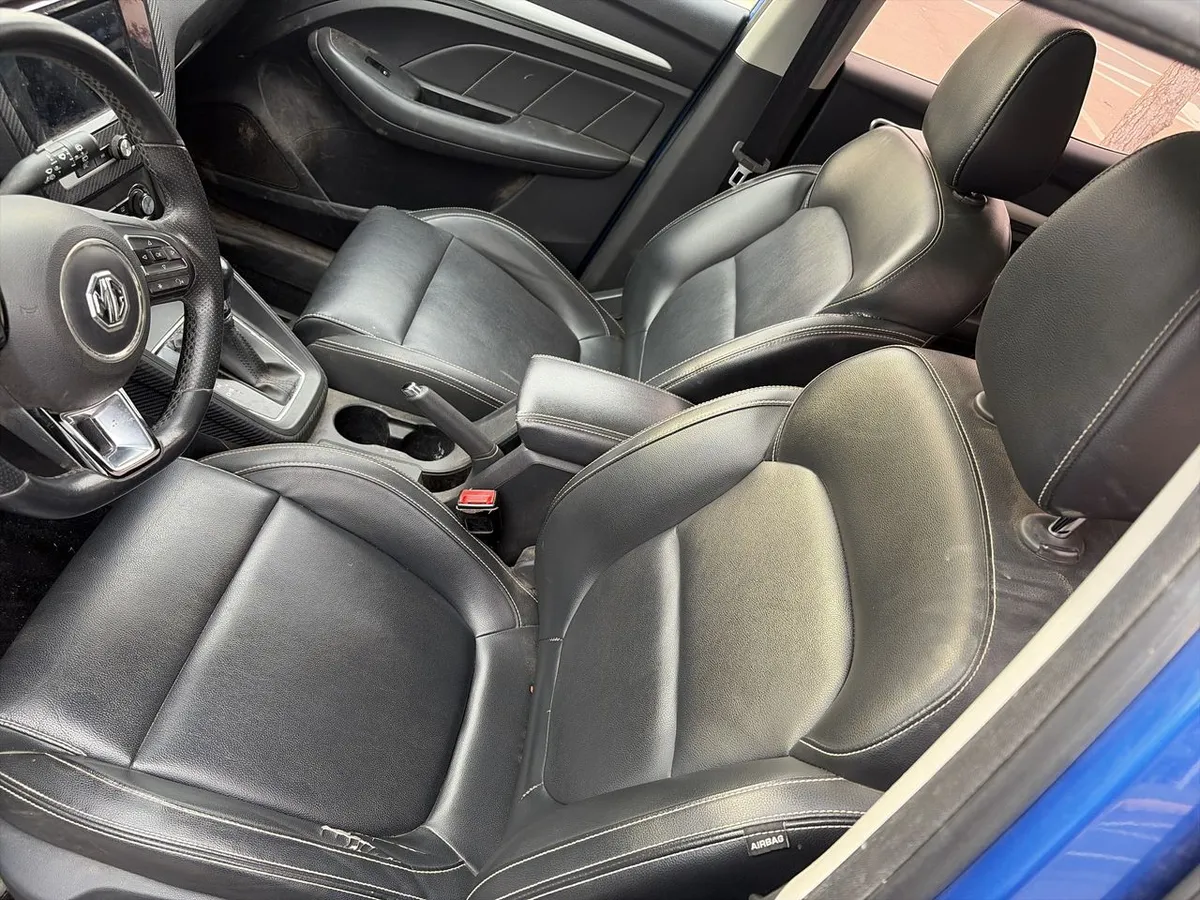 MG Mg Zs 1.5 Comfort 4x2 At 5p año 2020
