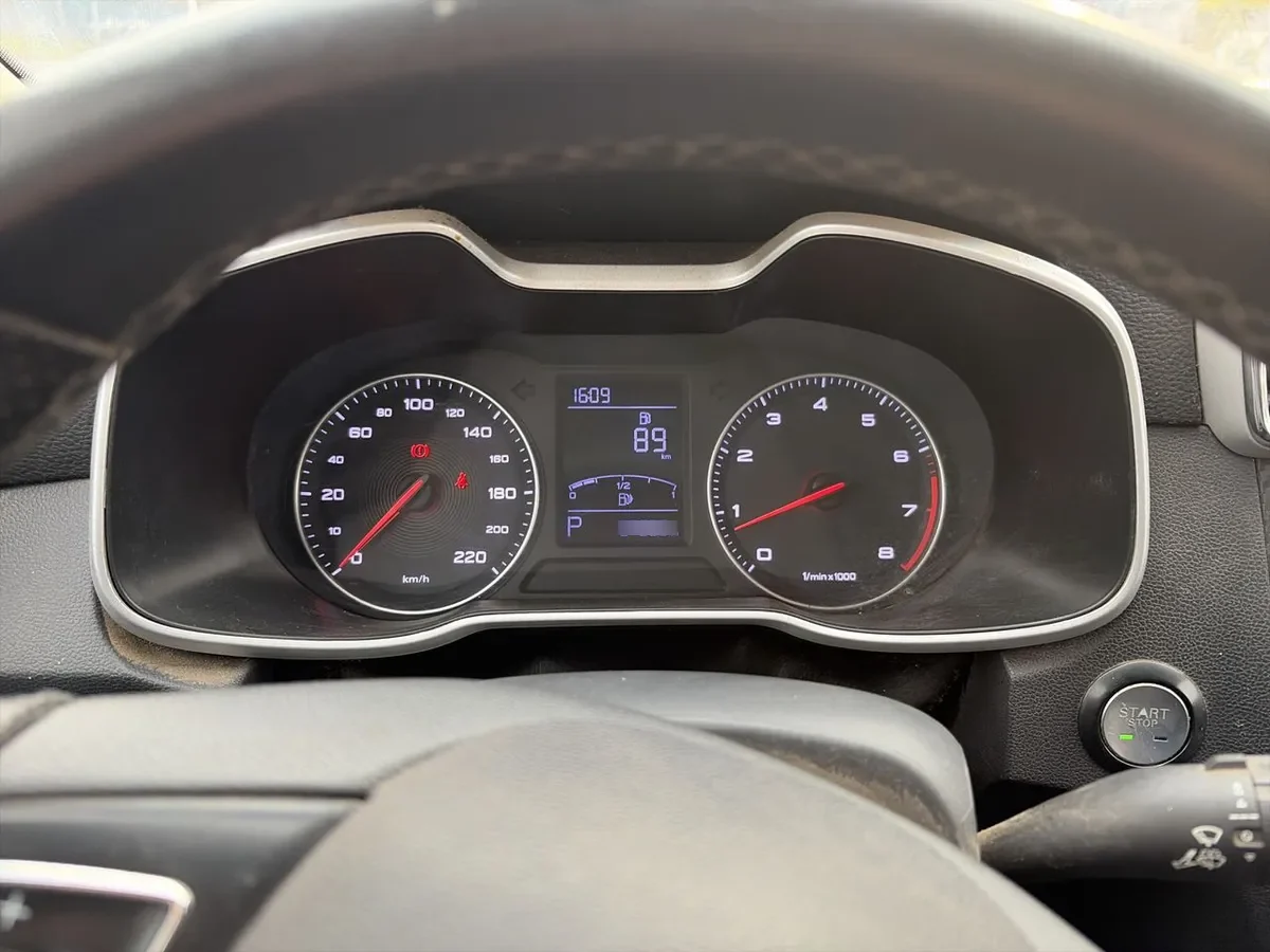 MG Mg Zs 1.5 Comfort 4x2 At 5p año 2020