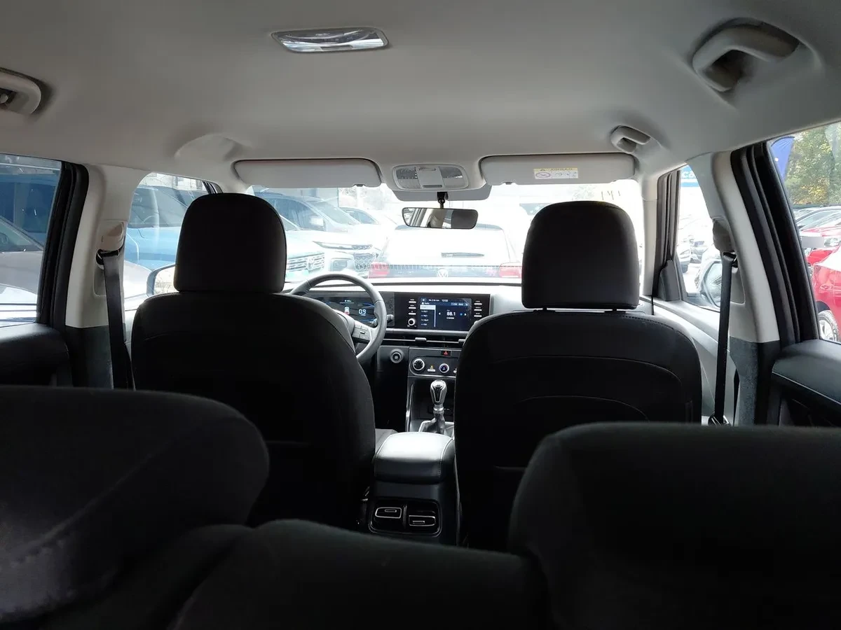 Hyundai Creta 1.5 Design Su2id 4x2 Mt 5p año 2025